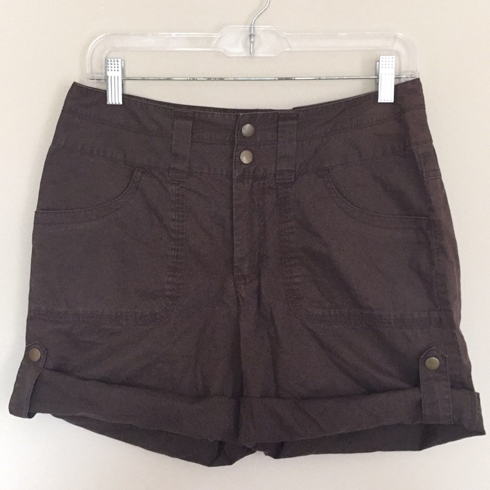 Caslon roll-up shorts